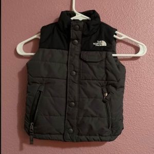 North face vest 2T